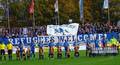 Fußballstadion in Oldenburg mit Fan-Initiative und Banner "Refugees Welcome"